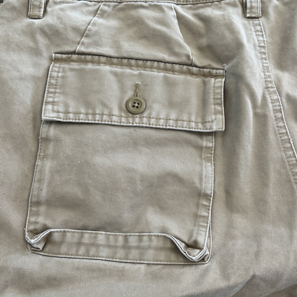 Vintage GAP Standard Cargo Shorts Mens Size 34 Khaki Pockets Y2K - Picture 11 of 16